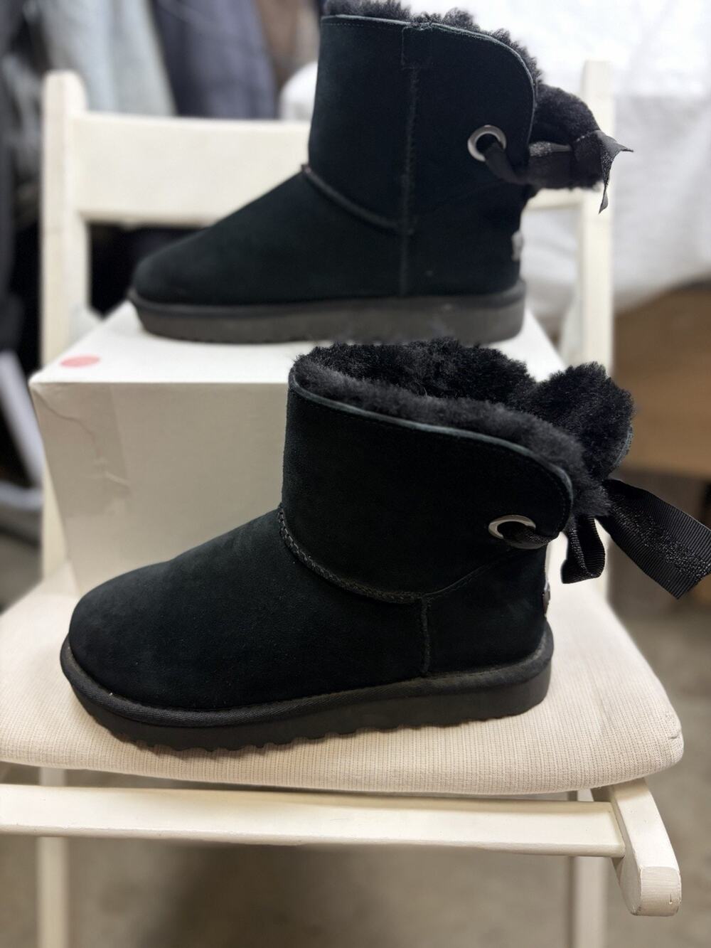 UGG Customizable Bailey Bow Mini Boots Women’s 7 Black Suede Sheepskin
